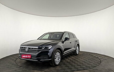 Volkswagen Touareg III, 2020 год, 5 990 000 рублей, 1 фотография
