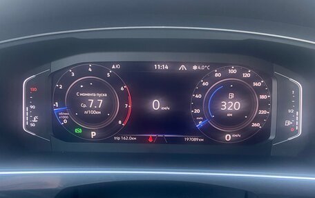 Volkswagen Tiguan II, 2021 год, 2 800 000 рублей, 15 фотография