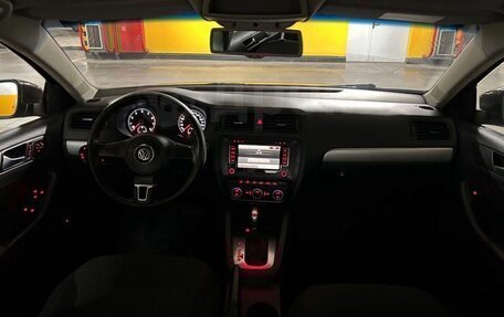 Volkswagen Jetta VI, 2012 год, 1 100 000 рублей, 11 фотография