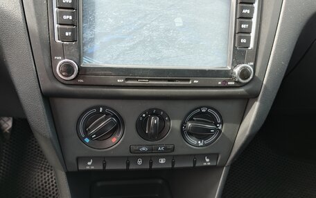 Skoda Rapid I, 2014 год, 1 030 000 рублей, 12 фотография