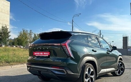 Geely Atlas, 2024 год, 2 950 000 рублей, 4 фотография