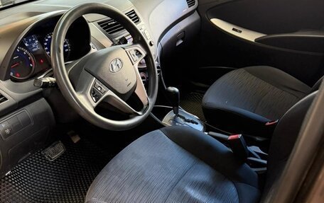 Hyundai Solaris II рестайлинг, 2015 год, 900 000 рублей, 7 фотография