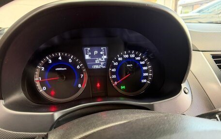 Hyundai Solaris II рестайлинг, 2015 год, 900 000 рублей, 9 фотография