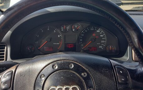 Audi A6, 2000 год, 590 000 рублей, 10 фотография