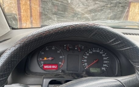 Volkswagen Passat B5+ рестайлинг, 1998 год, 230 000 рублей, 8 фотография