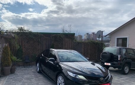 Toyota Camry, 2018 год, 2 720 000 рублей, 4 фотография