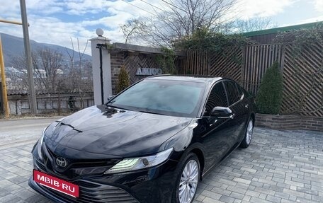 Toyota Camry, 2018 год, 2 720 000 рублей, 2 фотография
