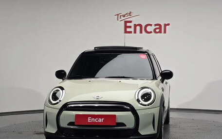 MINI Hatch, 2021 год, 2 017 000 рублей, 3 фотография