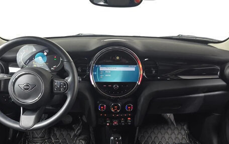 MINI Hatch, 2021 год, 2 017 000 рублей, 6 фотография