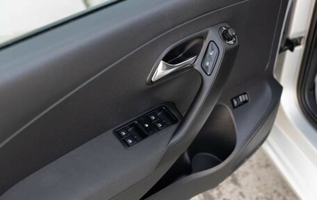 Volkswagen Polo VI (EU Market), 2013 год, 770 000 рублей, 15 фотография