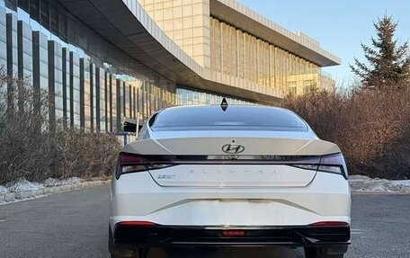 Hyundai Elantra, 2023 год, 1 730 000 рублей, 5 фотография