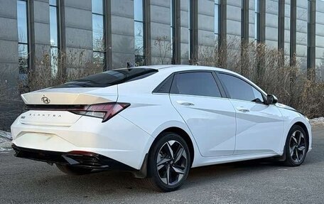 Hyundai Elantra, 2023 год, 1 730 000 рублей, 7 фотография