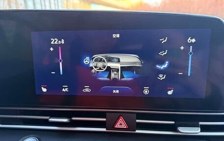 Hyundai Elantra, 2023 год, 1 730 000 рублей, 14 фотография