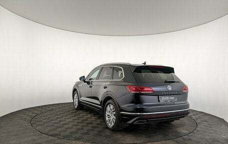 Volkswagen Touareg III, 2020 год, 5 990 000 рублей, 7 фотография