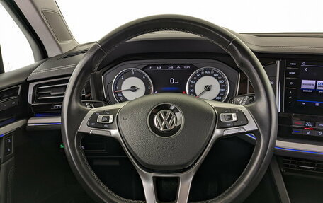 Volkswagen Touareg III, 2020 год, 5 990 000 рублей, 23 фотография