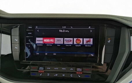 Volkswagen Touareg III, 2020 год, 5 990 000 рублей, 15 фотография