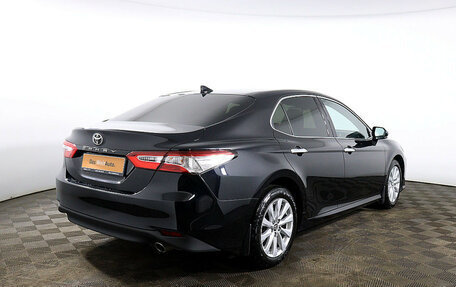 Toyota Camry, 2019 год, 2 098 000 рублей, 4 фотография