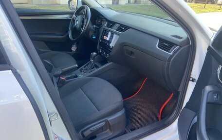 Skoda Octavia, 2019 год, 1 490 000 рублей, 8 фотография