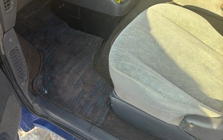 Toyota Estima III рестайлинг -2, 1998 год, 300 000 рублей, 12 фотография