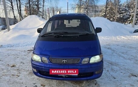 Toyota Estima III рестайлинг -2, 1998 год, 300 000 рублей, 3 фотография