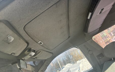 Toyota Estima III рестайлинг -2, 1998 год, 300 000 рублей, 16 фотография