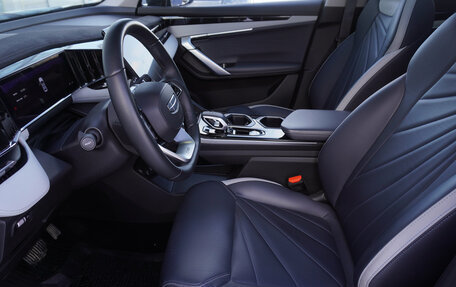 Geely Atlas, 2024 год, 2 980 000 рублей, 9 фотография