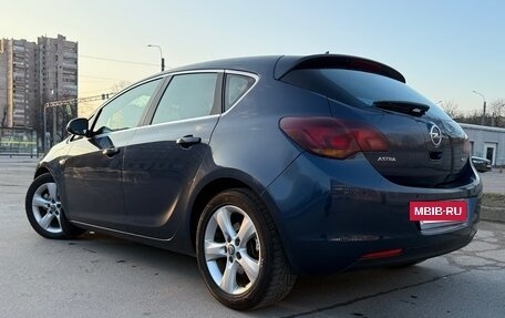 Opel Astra J, 2010 год, 720 000 рублей, 9 фотография