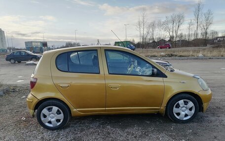 Toyota Yaris I рестайлинг, 2000 год, 255 000 рублей, 4 фотография