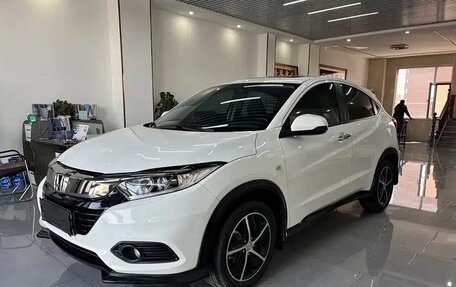Honda Vezel, 2022 год, 1 630 000 рублей, 3 фотография