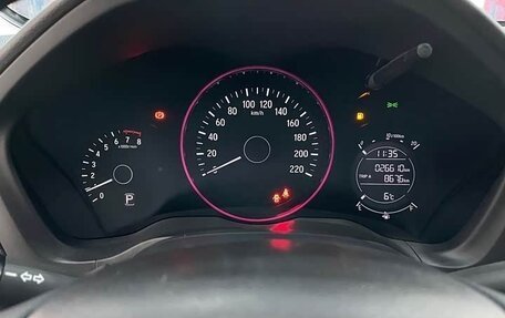 Honda Vezel, 2022 год, 1 630 000 рублей, 10 фотография