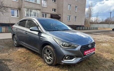 Hyundai Solaris II рестайлинг, 2019 год, 900 000 рублей, 6 фотография