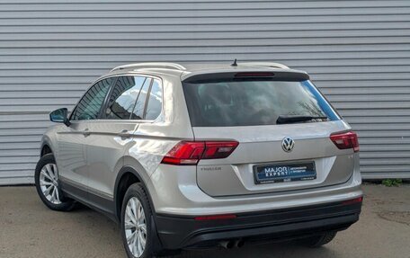 Volkswagen Tiguan II, 2018 год, 2 095 000 рублей, 7 фотография