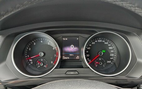 Volkswagen Tiguan II, 2018 год, 2 095 000 рублей, 13 фотография