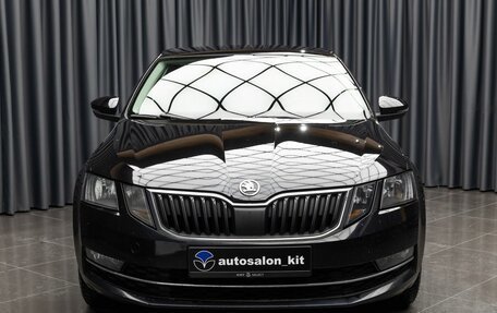 Skoda Octavia, 2017 год, 1 899 000 рублей, 2 фотография