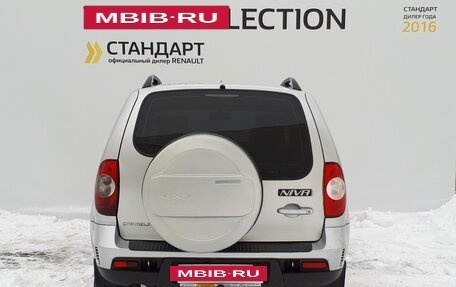 Chevrolet Niva I рестайлинг, 2010 год, 520 000 рублей, 3 фотография