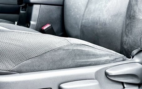 Toyota Land Cruiser Prado 150 рестайлинг 2, 2011 год, 2 700 000 рублей, 10 фотография