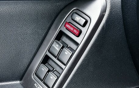 Toyota Land Cruiser Prado 150 рестайлинг 2, 2011 год, 2 700 000 рублей, 9 фотография