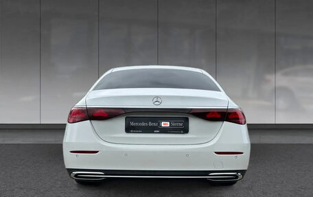Mercedes-Benz E-Класс, 2023 год, 5 750 000 рублей, 2 фотография