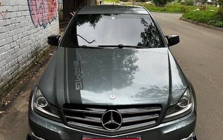 Mercedes-Benz C-Класс, 2011 год, 1 400 000 рублей, 1 фотография