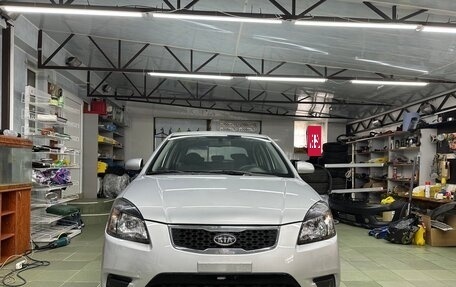 KIA Rio II, 2010 год, 780 000 рублей, 1 фотография
