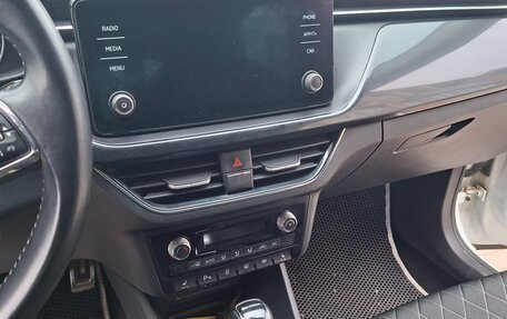 Skoda Rapid II, 2020 год, 1 400 000 рублей, 13 фотография