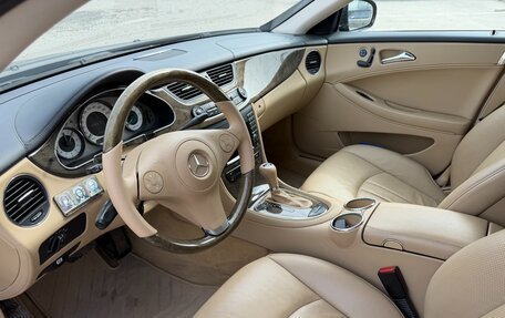 Mercedes-Benz CLS, 2008 год, 2 500 000 рублей, 11 фотография