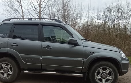 Chevrolet Niva I рестайлинг, 2013 год, 435 000 рублей, 2 фотография