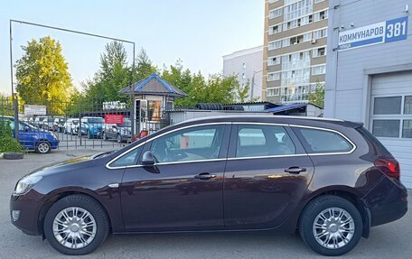 Opel Astra J, 2011 год, 589 000 рублей, 4 фотография