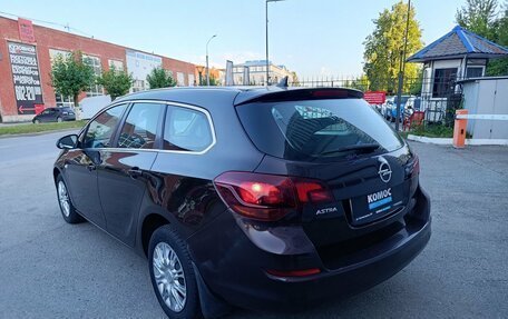 Opel Astra J, 2011 год, 589 000 рублей, 7 фотография