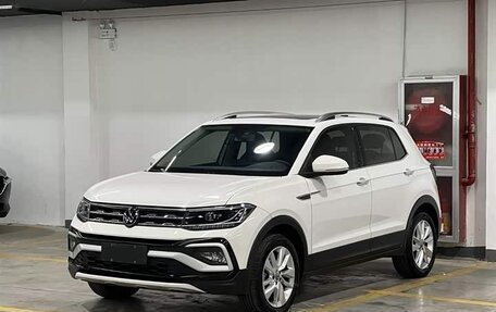 Volkswagen T-Cross I, 2022 год, 1 740 000 рублей, 3 фотография