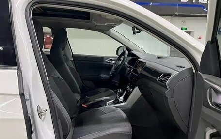 Volkswagen T-Cross I, 2022 год, 1 740 000 рублей, 12 фотография