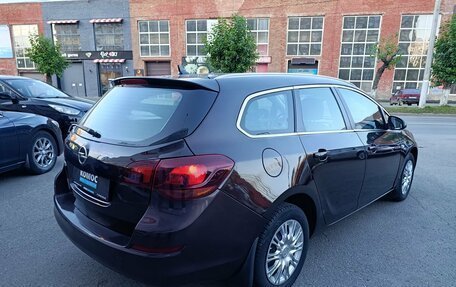 Opel Astra J, 2011 год, 589 000 рублей, 8 фотография