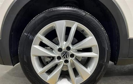 Volkswagen T-Cross I, 2022 год, 1 740 000 рублей, 16 фотография