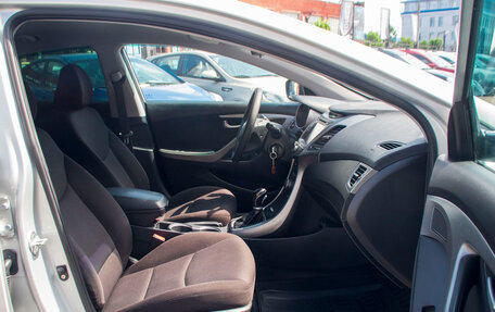 Hyundai Elantra V, 2015 год, 979 000 рублей, 13 фотография